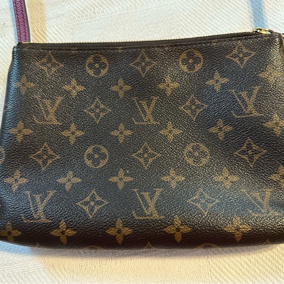 100% Authentic Louis Vuitton Twice Raisin Monogram Canvas Shoulder Bag - Picture 9 of 10